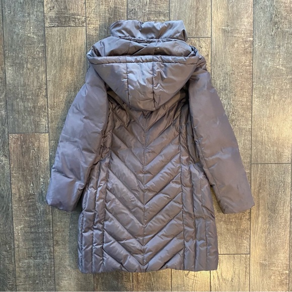 michael kors mid-length down-filled puffer parka jacket in brown-grey - Picture 2 of 7